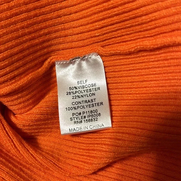 BiBi CROCHET LACE SLEEVE SCOOP NECKLINE KNIT TOP, sz XL, NWOT - Picture 9 of 9